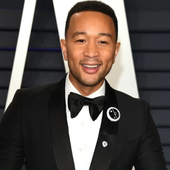 Clear Thick Baguette Gold Tone Signed Unisex Vintage Clear Rhinestones Brooch - Picture 8 of 8